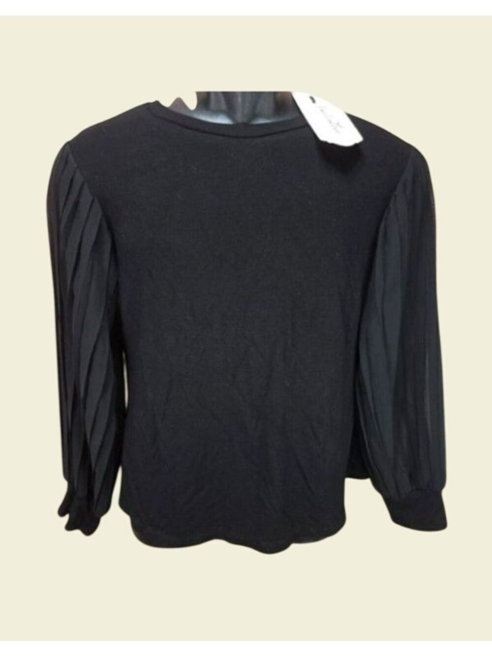 Vine & Love Black Pleated Sleeve Blouse Size Medium NWT